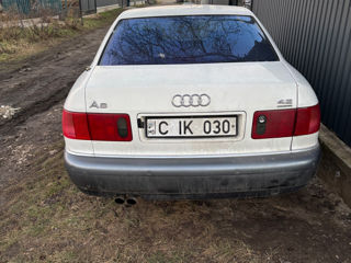 Audi A8 foto 3