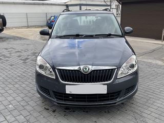 Skoda Fabia 2010-2014 Dezmebrare foto 1