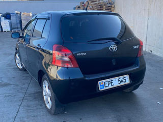 Toyota Yaris foto 3