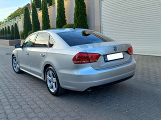 Volkswagen Passat foto 2