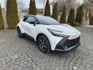 Toyota C-HR foto 3