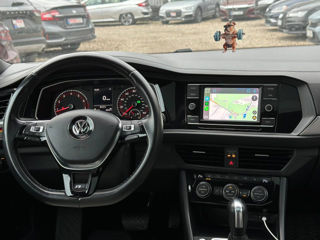 Volkswagen Jetta foto 8