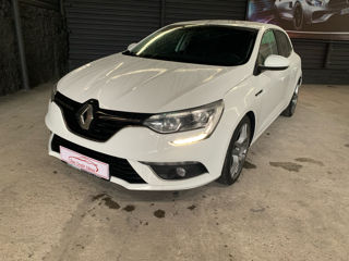 Renault Megane foto 2