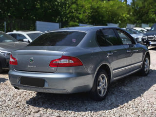 Skoda Superb foto 5