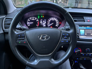 Hyundai i20 фото 8