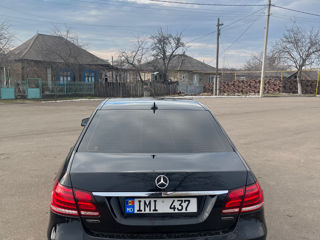 Mercedes E-Class foto 2