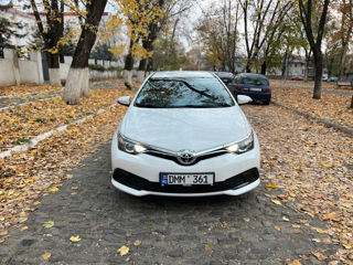 Toyota Auris foto 2