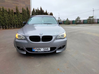 BMW 5 Series фото 2