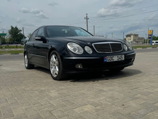 Mercedes E-Class foto 7