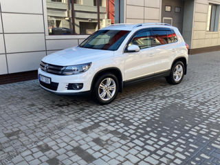 Volkswagen Tiguan foto 1