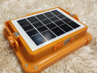 Lampa proiector portabil LED camping/pescuit/uz casnic / Светильник с солнечной батареей