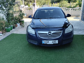 Opel Insignia foto 1