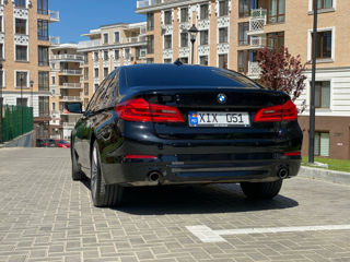 BMW 5 Series foto 4