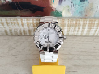 Montre Chaumet Class One White & Black Diamants