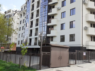 Apartament cu 3 camere, 103 m², Centru, Ialoveni foto 4