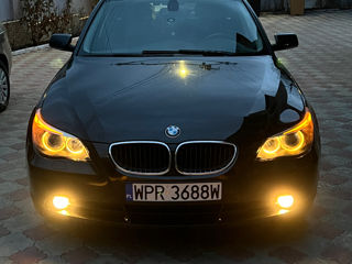 BMW 5 Series foto 10