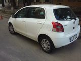 Toyota Yaris foto 9