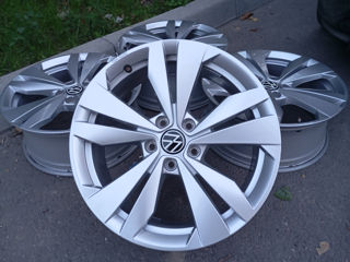 VW ID 3.  Golf  R18. 5x112