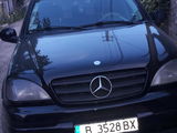 Mercedes ML Class foto 2