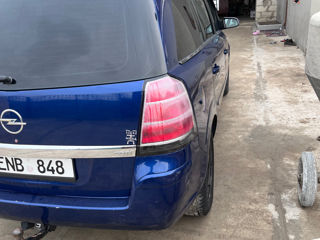 Opel Zafira foto 5