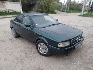 Audi 80