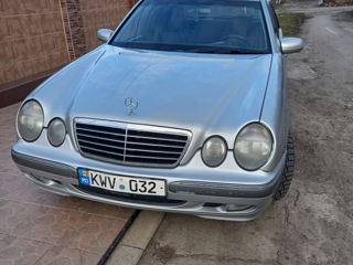 Mercedes E Класс