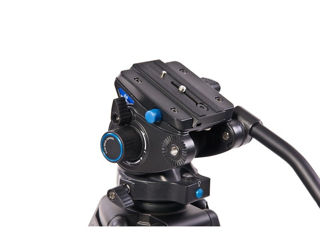 Профессиональный видеоштатив Benro A572TS6 ,stare ideala !!! foto 3