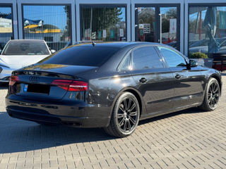 Audi A8 foto 4