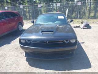 Dodge Challenger foto 2