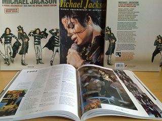 Michael Jackson. A Visual Documentary the Official Tribute Edition. фото 2