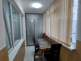 Apartament cu 2 camere, 60 m², Botanica, Chișinău foto 5