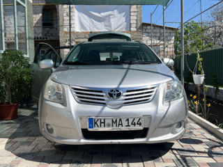 Toyota Avensis foto 7