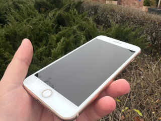 iPhone 8+ 64 GB foto 3