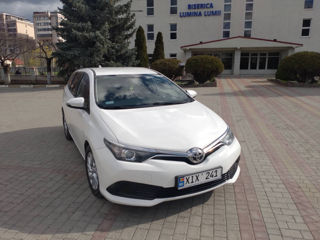 Toyota Auris foto 2