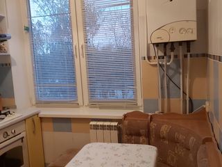 Apartament cu 2 camere, 48 m², Botanica, Chișinău foto 6