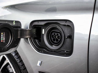 BMW 5 Series foto 9