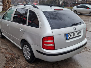 Skoda Fabia foto 4