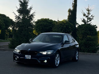 BMW 3 Series foto 1