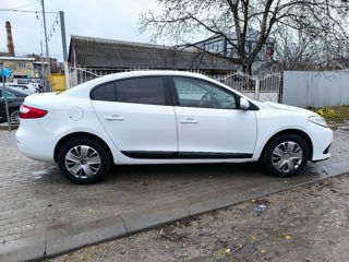 Renault Fluence foto 8