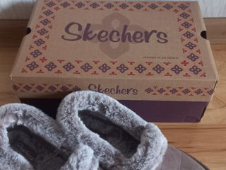 skechers