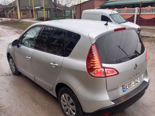 Renault Scenic foto 10