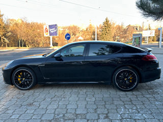 Porsche Panamera foto 2