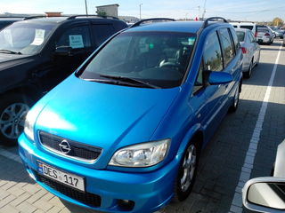 Opel Zafira foto 1