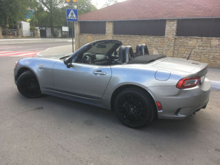 Abarth 124 Spider foto 8