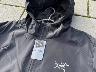 Продам ветровку arcteryx , goretex