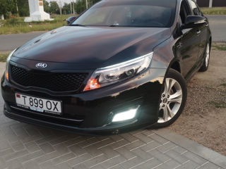 KIA K5 фото 0