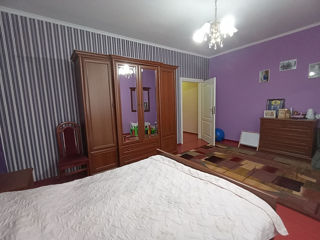 Apartament cu 4 camere, 130 m², 8 cartier, Bălți foto 5