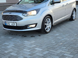 Ford Grand C-MAX foto 2