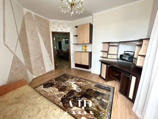 Apartament cu 4 camere, 126 m², Buiucani, Chișinău foto 12