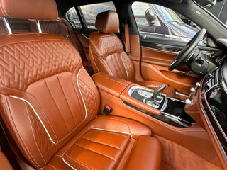 BMW 7 Series foto 7